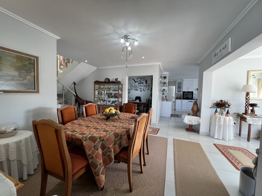 3 Bedroom Property for Sale in Jeffreys Bay Central Eastern Cape